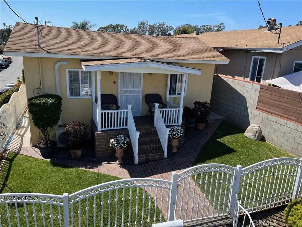 189 S Dangler Avenue, East Los Angeles, California 90022 home-pic-0